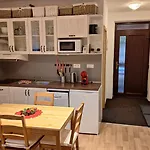 Pod Kralicakem Appartement *